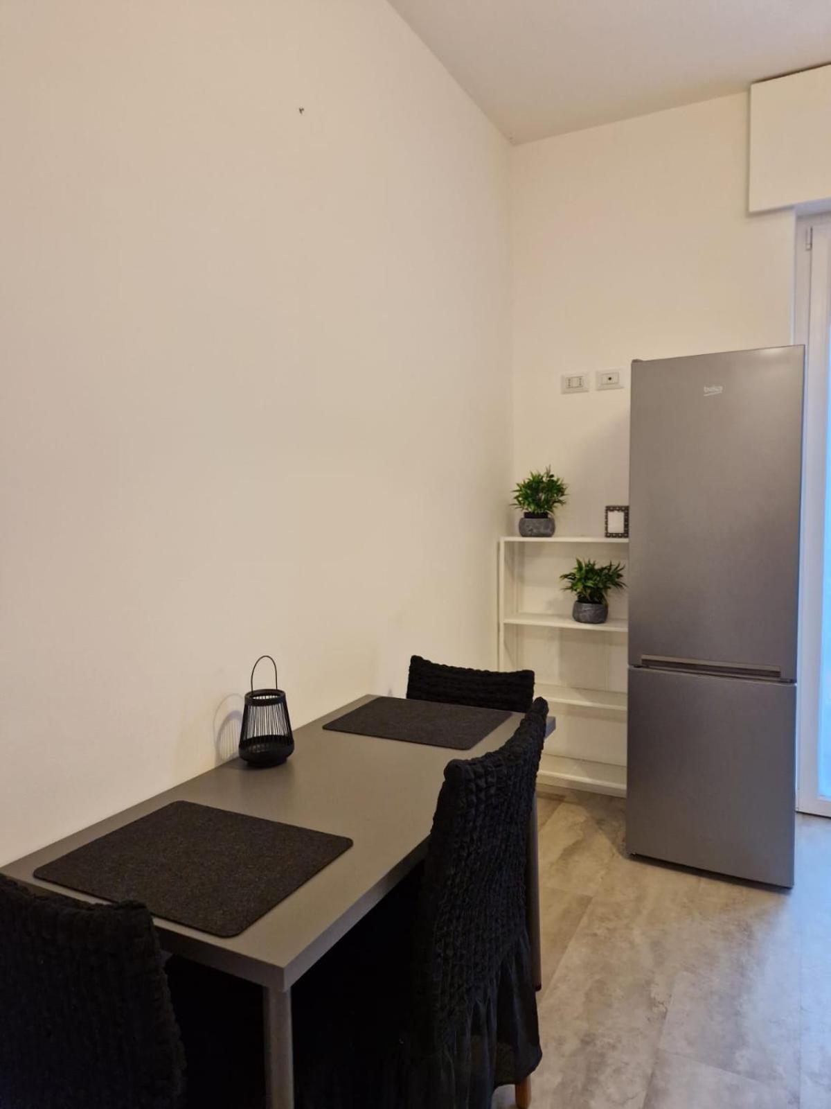קולוניו מונצזה Appartamento Perla Nel Verde מראה חיצוני תמונה